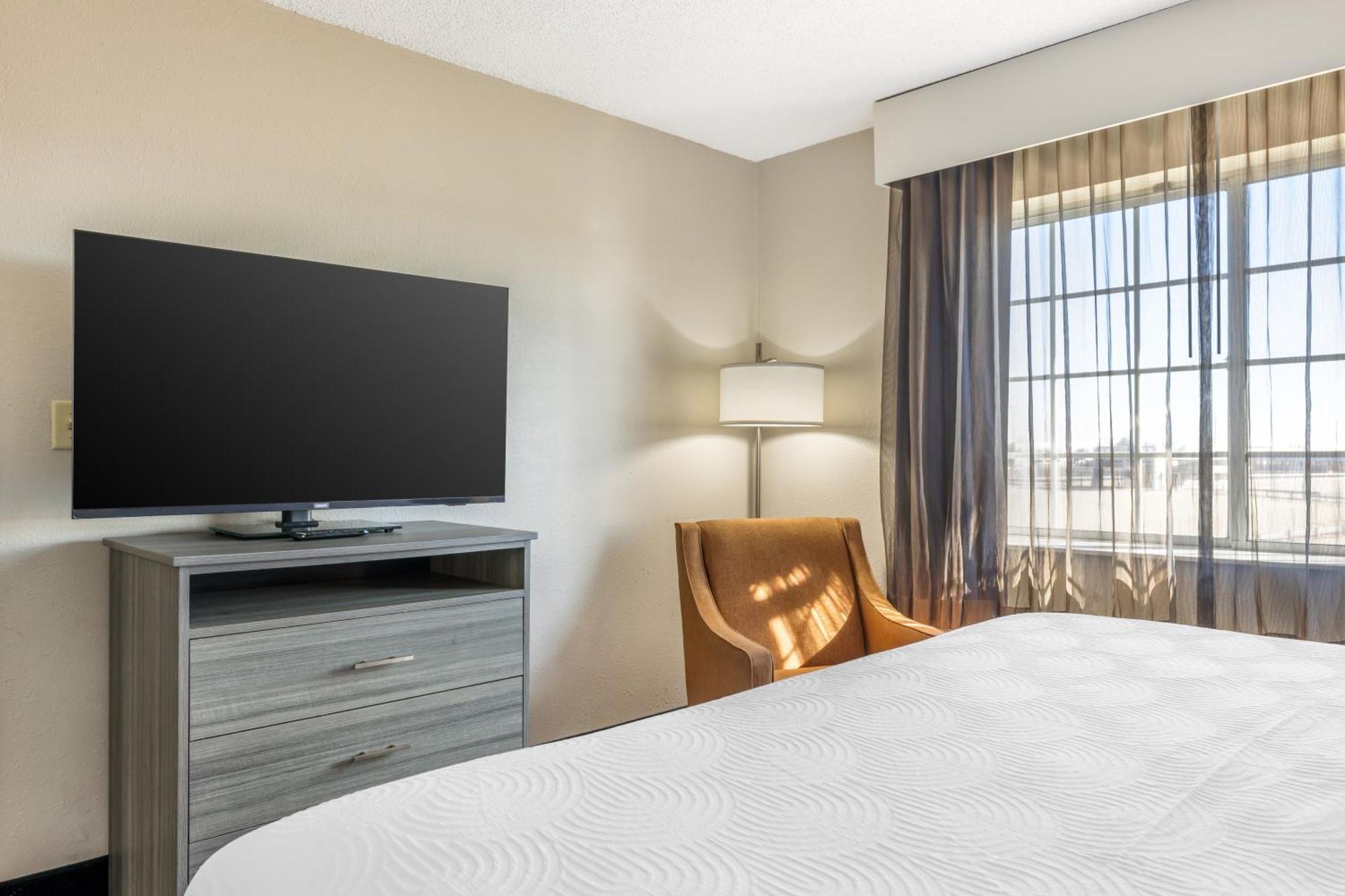 Country Inn & Suites By Radisson Bolingbrook, I-55 Екстериор снимка